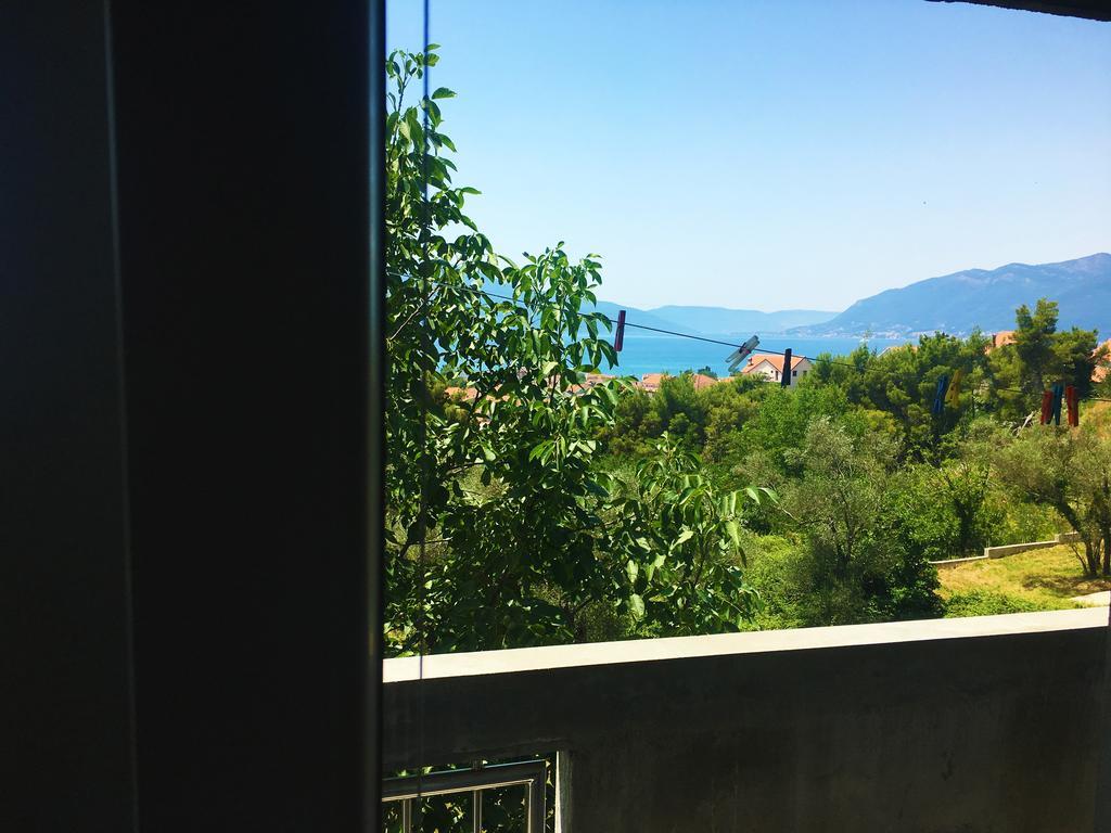 Milmaris Apartments Тиват Екстериор снимка